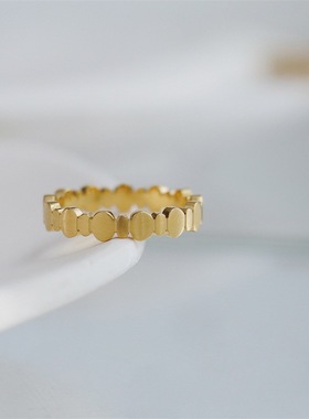 小资简约派错位格戒指