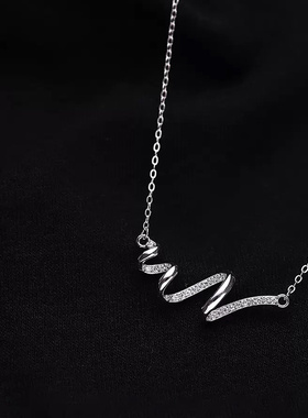 银色波浪吊坠项链高级轻奢