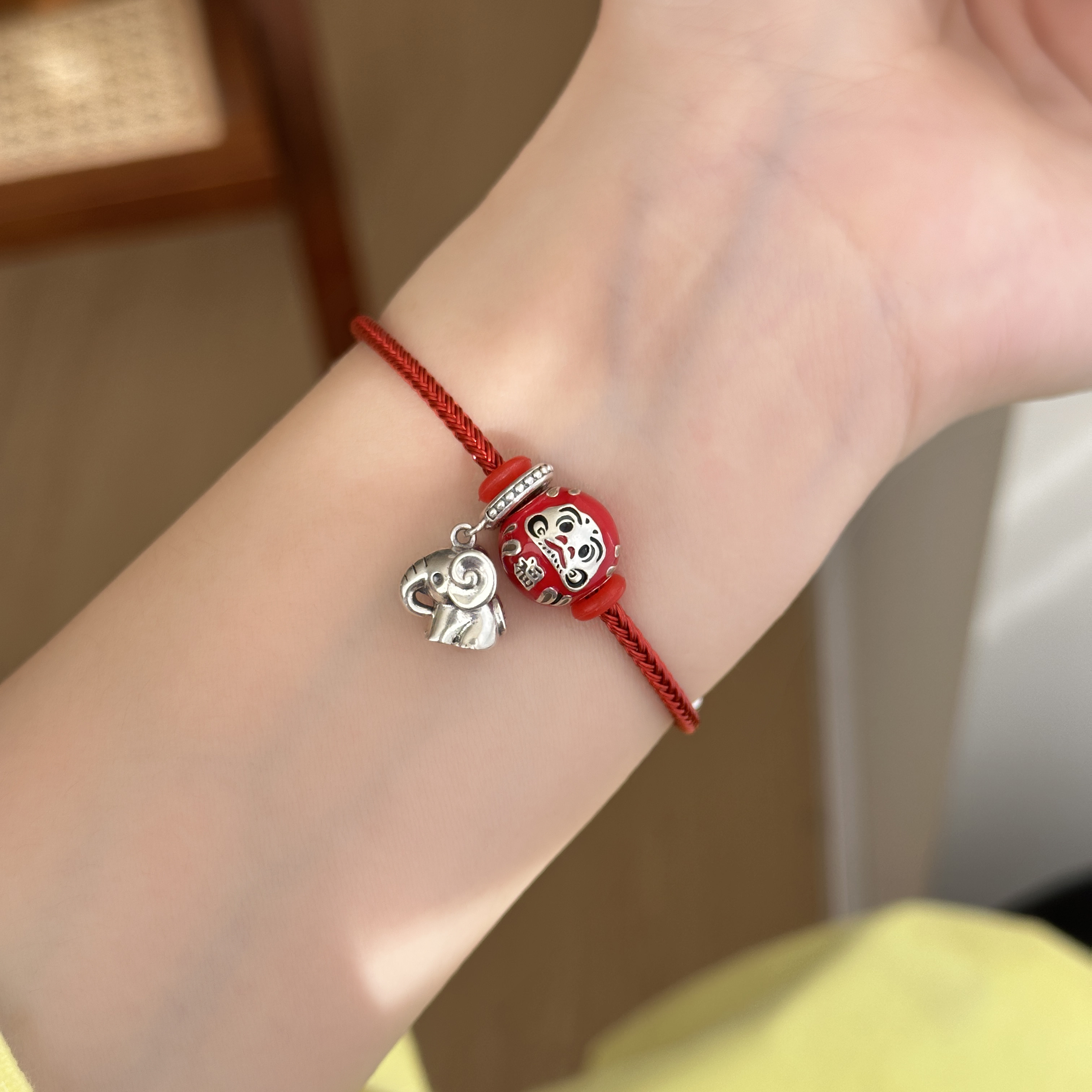 MISS JOJO原创设计时尚百搭气质女红黑软钢丝S925纯银手绳 3863,淘宝优惠券,粉丝福利购,淘宝优惠卷