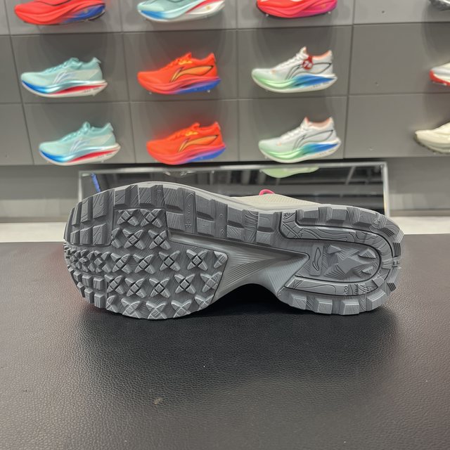 Li Ning 25 new winter men's and women's outdoor CF Xingchuan rebound support low-top outdoor hiking shoes AHTV047