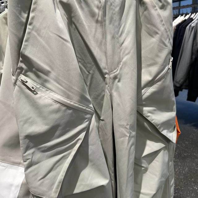 Li Ning men and women same breathable outing work pants