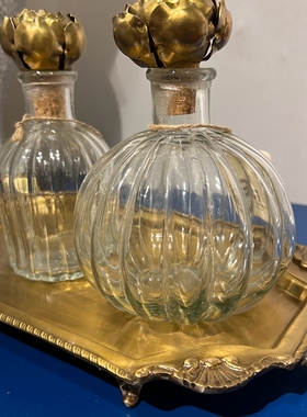 印度进口法式复古卧室桌面装饰浮雕香水瓶玄关陈设摆件影视剧道具