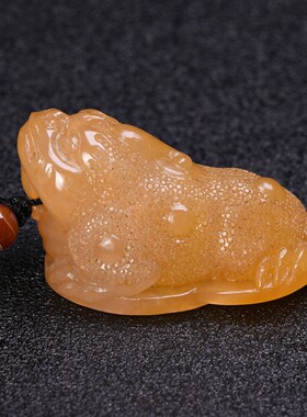老挝石北部黄三脚金蟾创意手把件