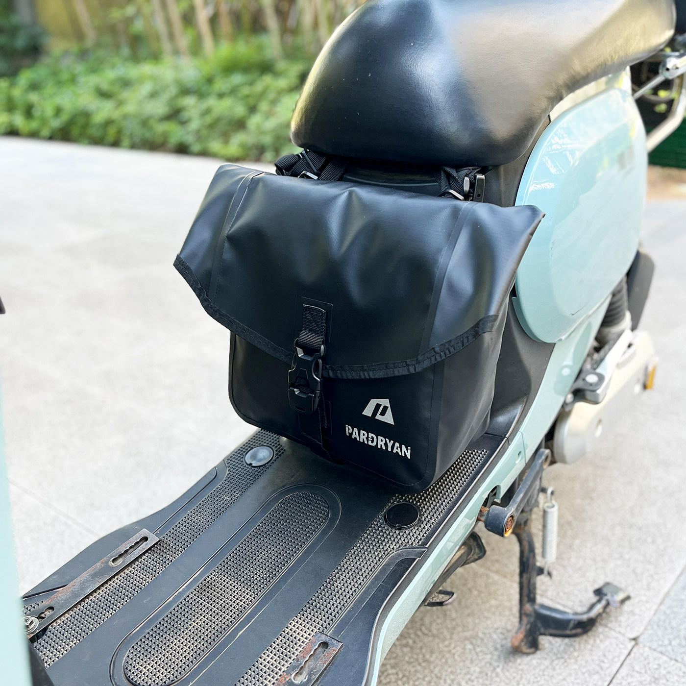 全防水电动车坐垫挂包踏板车座椅收纳包坐桶前置雨衣充电器置物袋,淘宝优惠券,粉丝福利购,淘宝优惠卷