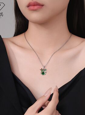 复古女式蜂鸟项链十字链吊坠首饰