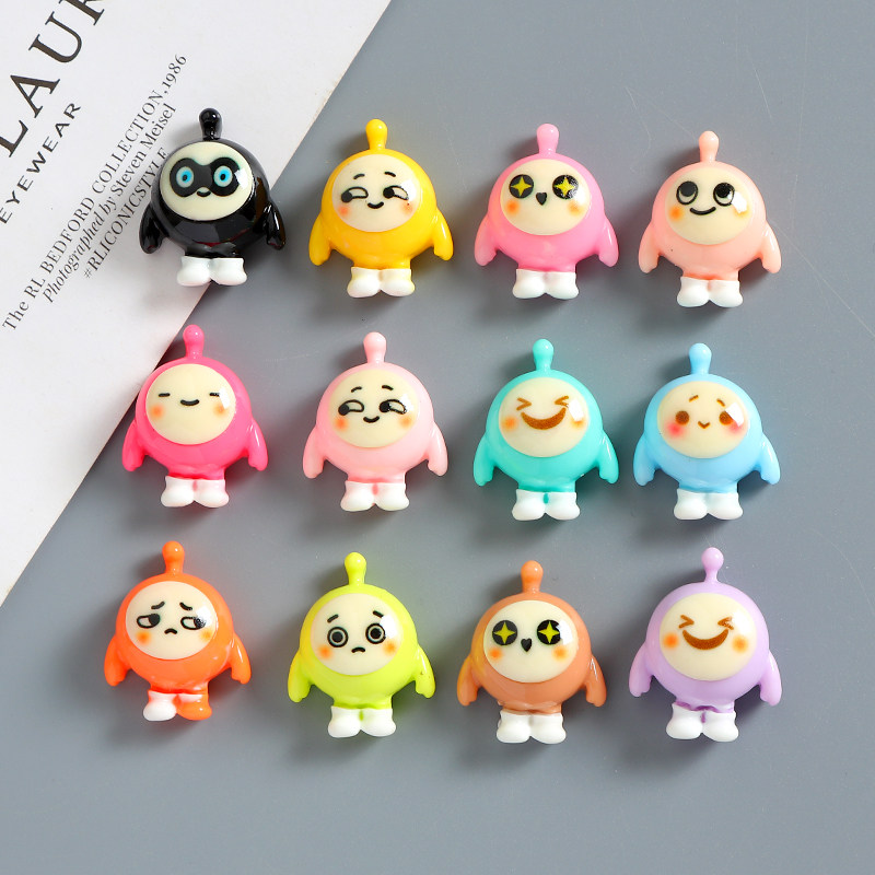 蛋仔派对玩偶卡通搞怪表情包蛋仔派对玩偶奶油胶diy手工制作饰品网红树脂配件