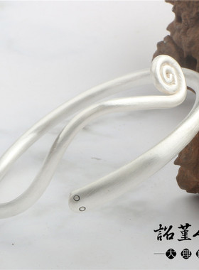 甜美风蛇形礼物银饰手环