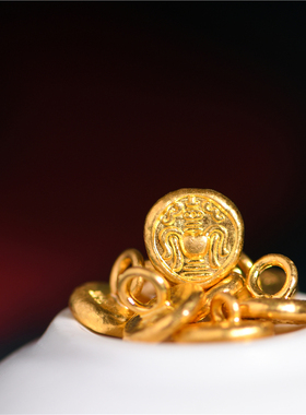 手工錾刻古法黄金吉言金扣子