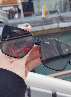 曼丝Ms大脸显瘦墨镜女2025新款偏光高级感开车防紫外线太阳镜男潮