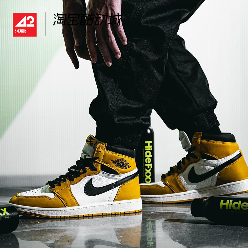 现货42运动家 Air Jordan 1 High AJ1 黑黄脚趾高帮篮球鞋 DZ5485 - 图1