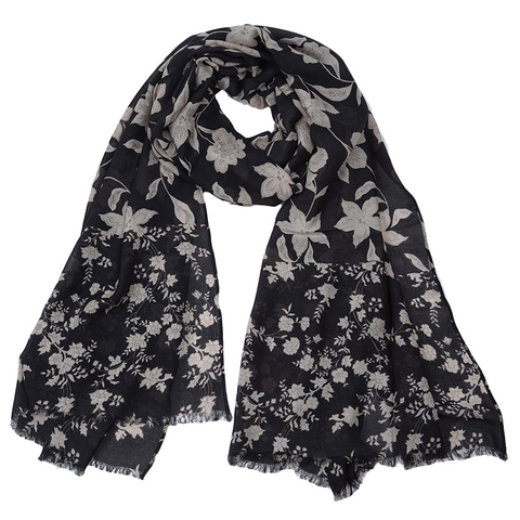 新款出口英国 优雅气质黑色花朵印花围巾女秋冬 百搭旅游丝巾披肩