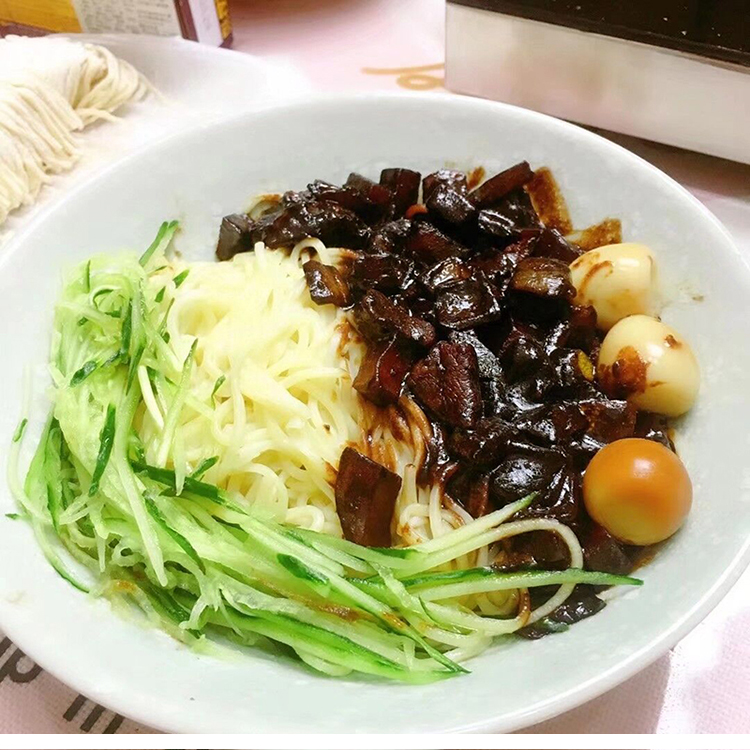 Korean Chalkin Jajangmyeon Noodles