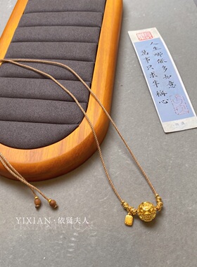 古法金八方来财金珠可调节美拉德编绳短款项链福牌毛衣链