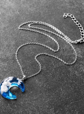 网红同款创意时尚手工饰品蓝天白云森系透明月亮树脂吊坠锁骨项链