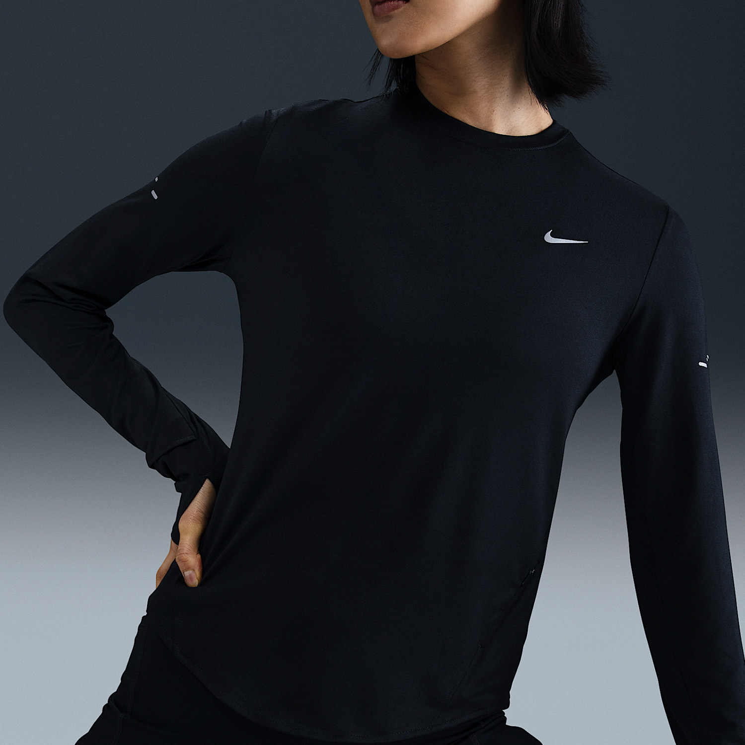 Nike耐克女装2025冬季新款SWIFT DF UV LS CRW套头上衣HQ0504 - 图1