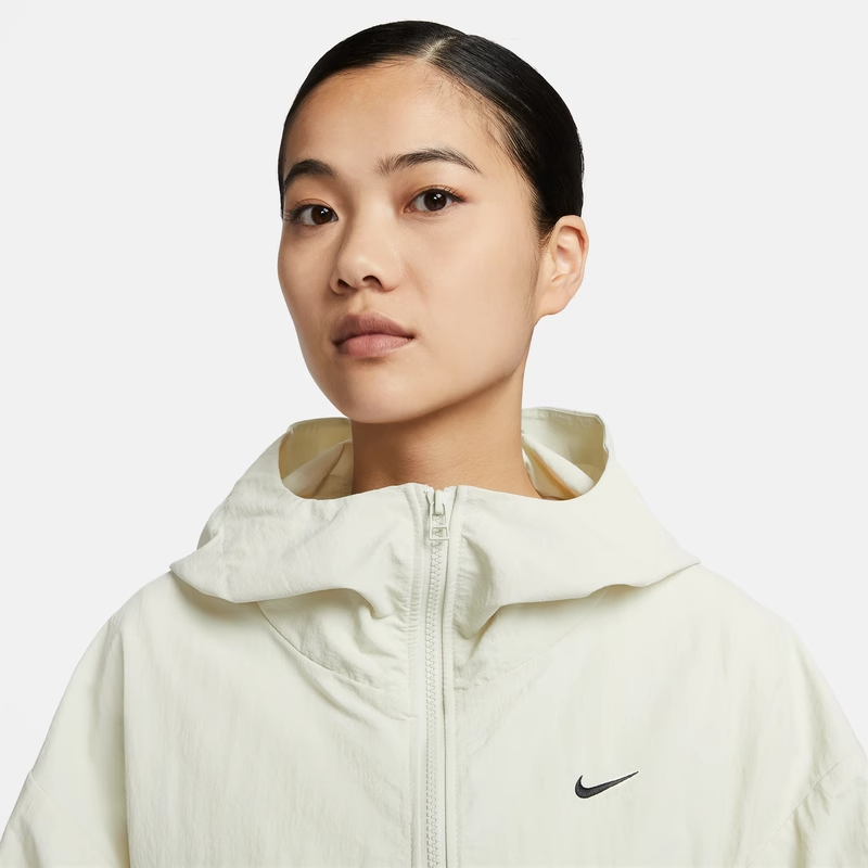 Nike耐克女2024新款春季防晒梭织连帽夹克宽松上衣FN3670-图0