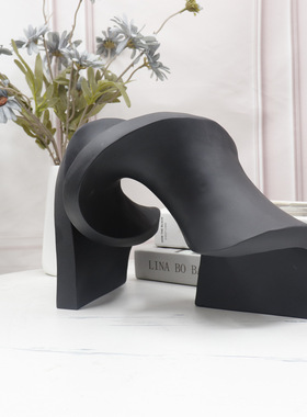 现代简约几何不规则扭曲黑白色丝带摆件意式创意样板间售楼部饰品