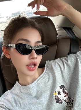 法式墨镜女复古猫眼高级感2025新款方圆脸显脸小防紫外线太阳眼镜