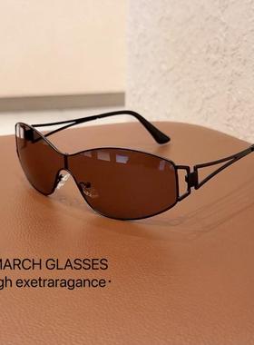 2025新复古金属时髦太阳眼镜