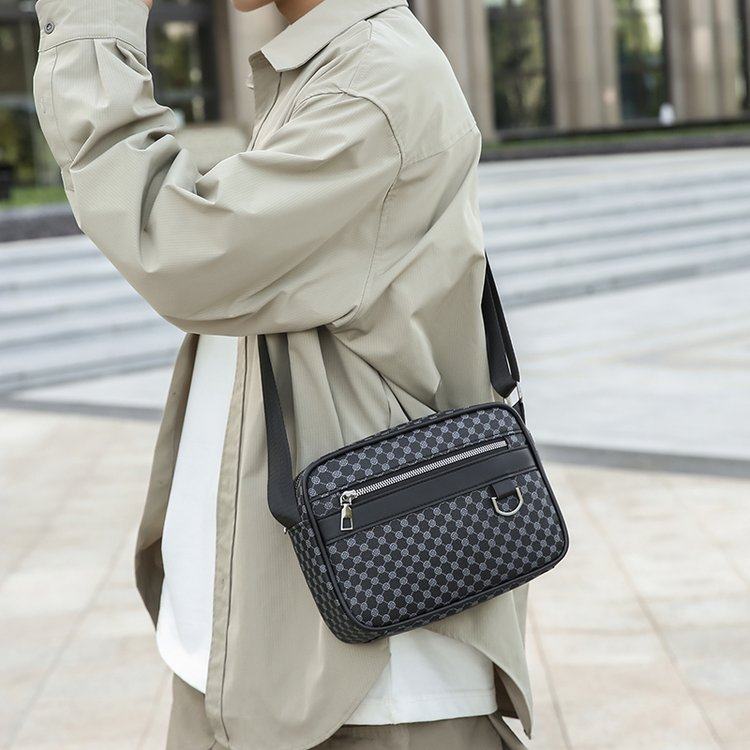 新款潮流潮牌男士休闲格子单肩包韩版皮质斜挎包时尚小方包小背包,淘宝优惠券,粉丝福利购,淘宝优惠卷