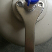 Tank Pure Water Machine Stay Wrench Lid Iron Tank Open Leaping Tooth Fixed Type Wrench Positive Y Pressure Barrel Wrench Pleasant To Sprag Dead Moon