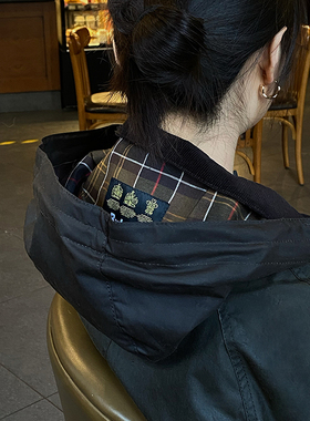 BARBOUR巴伯尔可脱卸帽子风帽