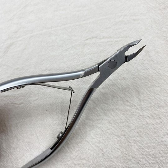 Easy cut new high-end dead skin cutter nail salon special cut