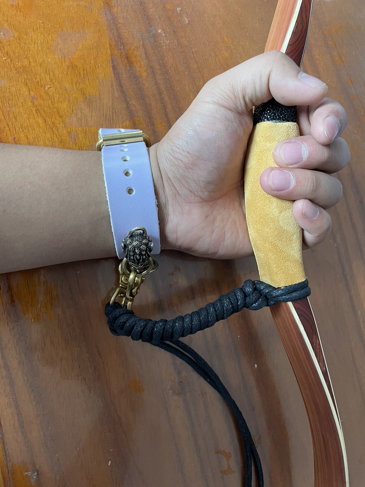 传统弓护弓绳失手绳绑弓绳牛皮腕带弓箭射箭防掉落保护绳防丢绳_虎窝淘
