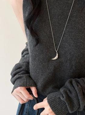 18k真金电镀月亮牛角包项链小众时尚个性毛衣链轻奢高级感项饰女