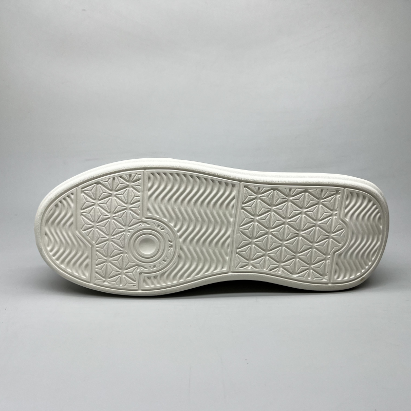 秋冬季新款加绒休闲板鞋男鞋轻便厚底运动鞋老爹鞋潮鞋百搭百搭款,淘宝优惠券,粉丝福利购,淘宝优惠卷