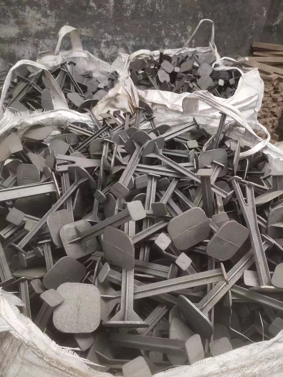 复合板产床铸铁腿加高猪用产床支撑腿母猪产床脚保育床腿定位栏腿,淘宝优惠券,粉丝福利购,淘宝优惠卷