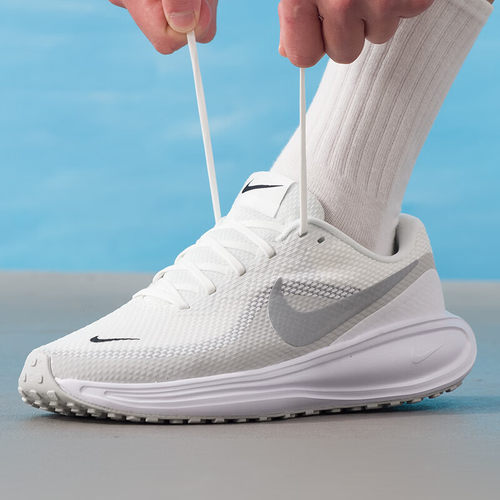 Nike耐克跑鞋男鞋春季REVOLUTION 8运动鞋厚底缓震透气健身跑步鞋 - 图1
