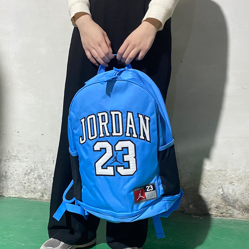 Jordan双肩背包学生书包耐克正品大容量aj休闲潮流男旅行包运动包