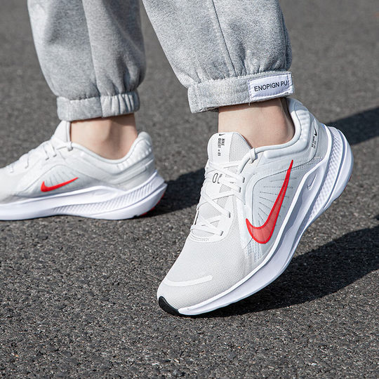 Кроссовки Red Hook Nike заплатят 10 долларов за подделки