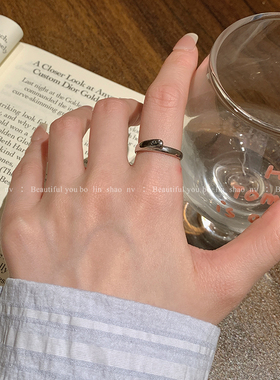 柏林少女不规则金属笑脸戒指女