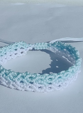 手工编织淡蓝色海洋浪花调节款鱼尾手绳