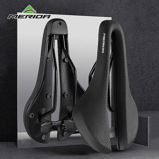 Merida hollow breathable and comfortable PU leather car seat cushion