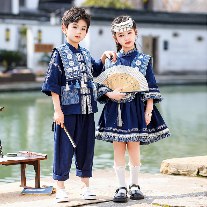 广西三月三民族服装儿童舞蹈演出服傣族壮族哈尼族苗族男女合唱服