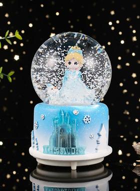梦幻飘雪水晶球蓝色公主音乐盒女生节日礼物桌面树脂工艺品摆件