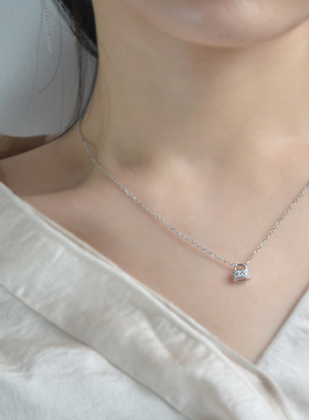 无怯纯银精致镶钻心细小吊坠项链
