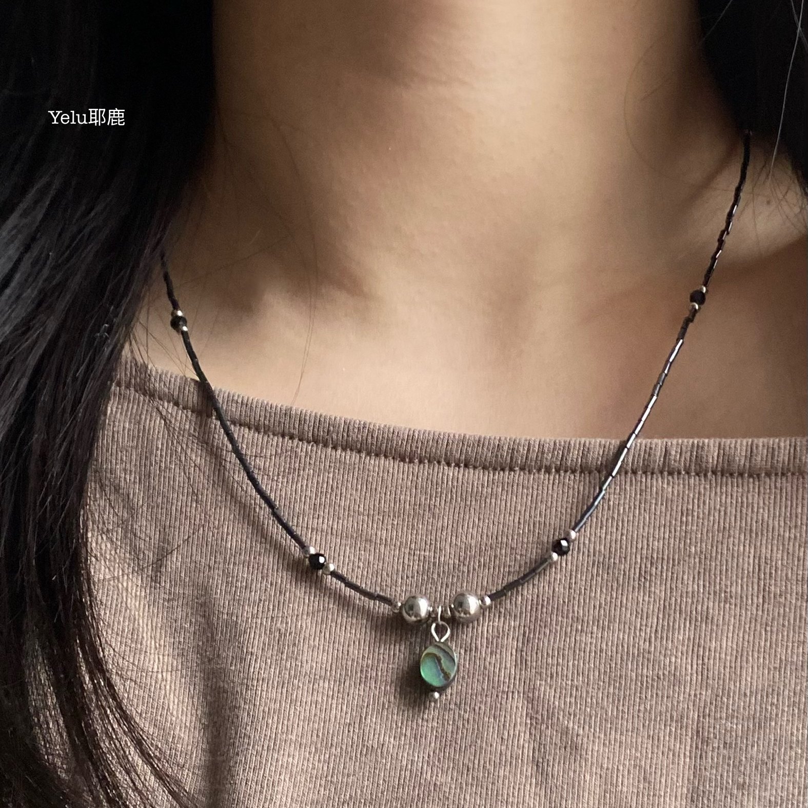 Yelu原创小众设计捷克珠鲍鱼贝壳吊坠个性复古亮面管珠串珠项链,淘宝优惠券,粉丝福利购,淘宝优惠卷