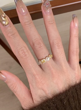 法式复古轻奢满钻异形戒指