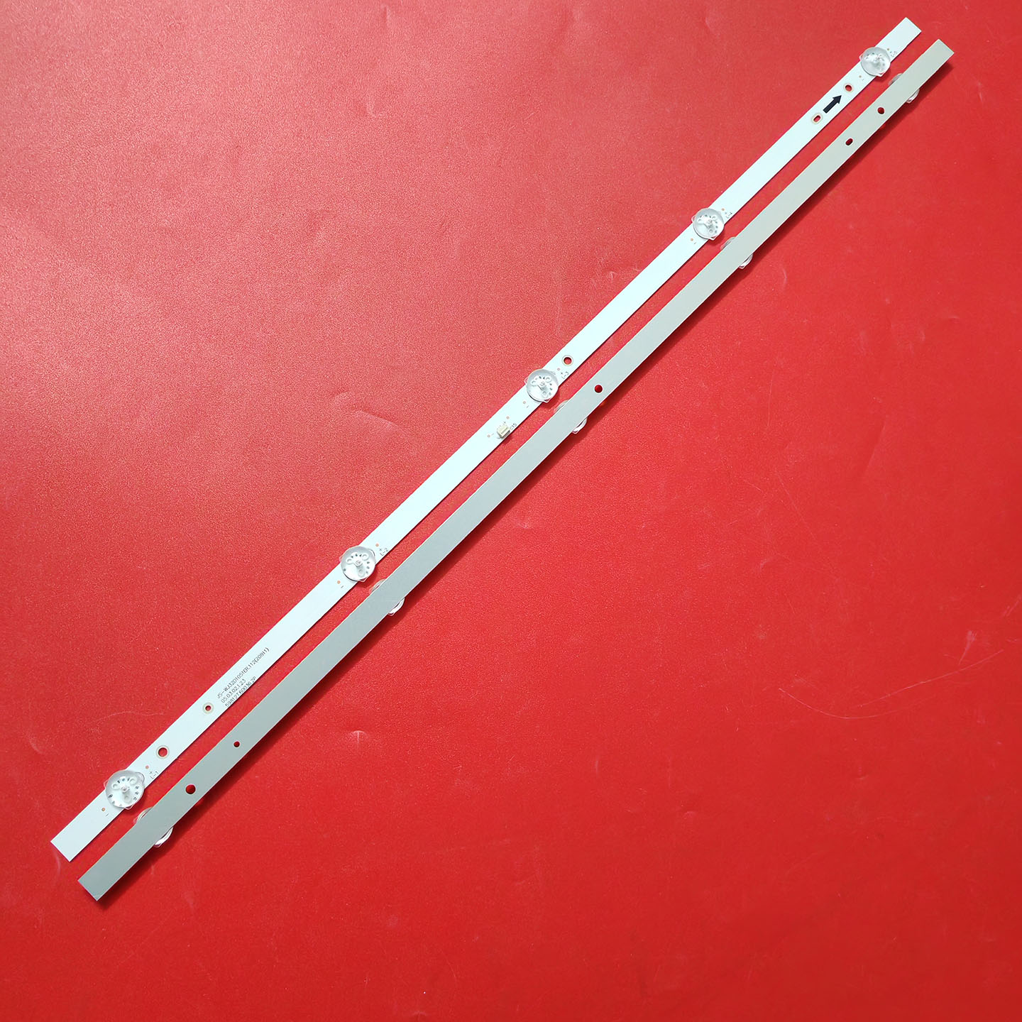 适用于组装机32寸灯条JS-WJ32D1051ER.112(20811)2条5灯 - 图3