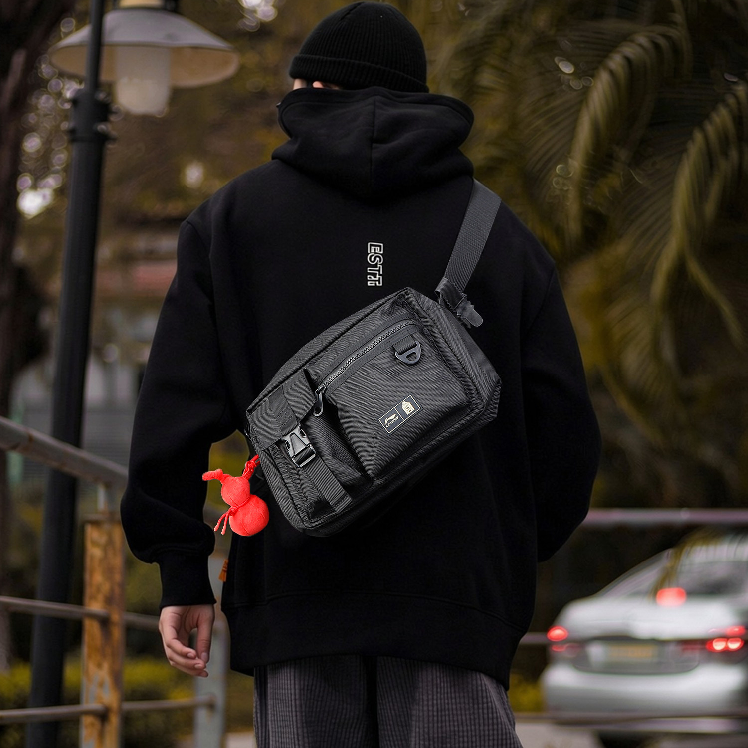 Li Ning Shoulder Bag Men's and Women's 2026 Spring New Forbidden City Culture Versatile Trendy Fashion Sports Crossbody Backpack