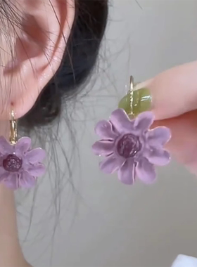 简约百搭紫色雏菊花朵耳环