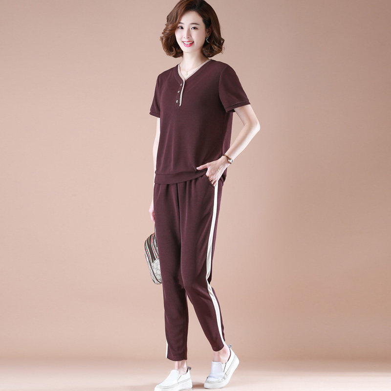 新款夏装洋气宽松大码母亲节运动服 雪中花女装中老年女装