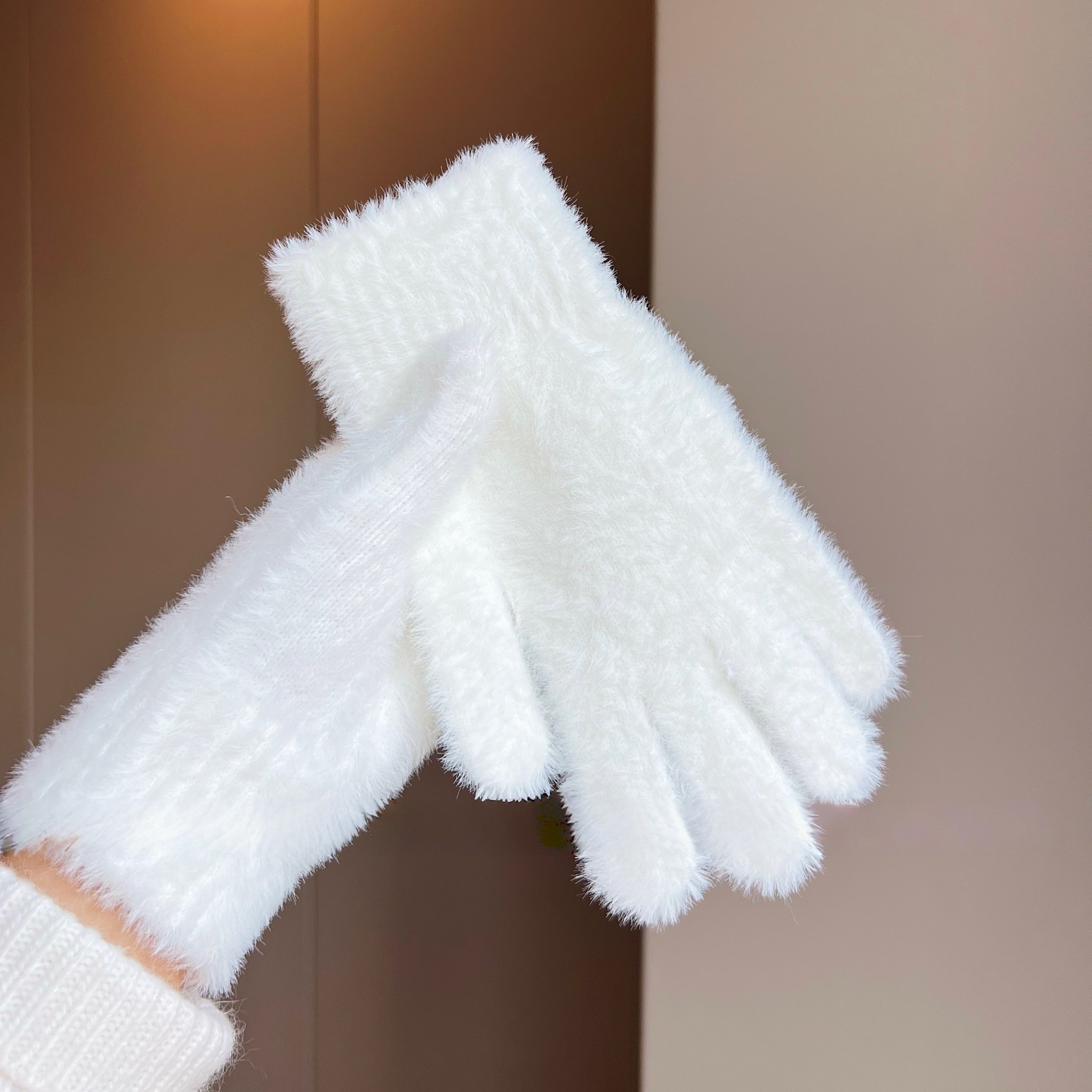 毛绒手套女冬季保暖加绒加厚防寒骑车学生韩版纯色简约百搭毛茸茸,淘宝优惠券,粉丝福利购,淘宝优惠卷