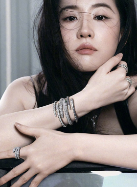 刘亦菲同款蛇形弹簧手镯