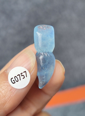 天然海蓝宝四叶草小花雕刻件