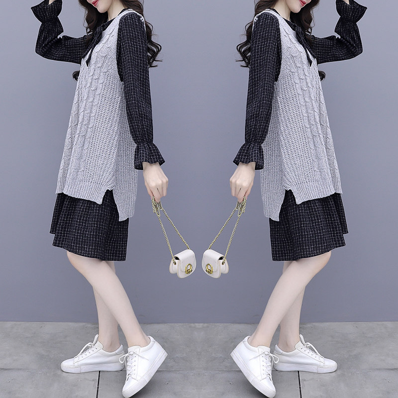 遮肚子显瘦针织秋冬装2020连衣裙 以魅连衣裙